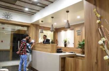 Reception_Hotel_Hirisa_Hotel_in_Jamnagar-p5i25trm55aobwdsb8tpxg1v96wcy3woasbnd43ic6 (1)